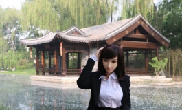 月薪三万的金融街女白领