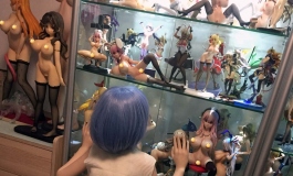 闲来无事玩玩手办