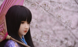 花儿与少女，小雪似花仙