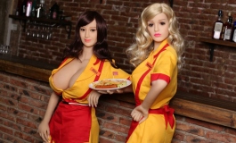 红唇巨乳max，2broke girl