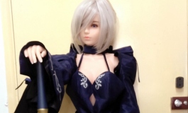黑化saber COS
