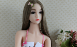 清纯平胸的楚楚姑娘