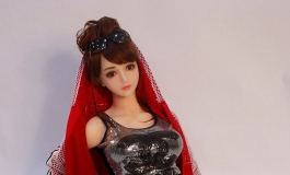小依到家了，快来跟各位问好