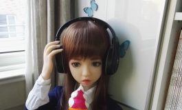 调皮的蓓儿也会吐舌头