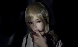 在那残缺的岁月里（艺美先行版）