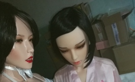 双胞胎凯拉睡前曝个照！！！
