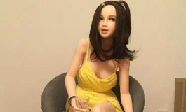 男体育老师单身宿舍的夜晚…………
