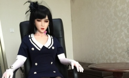 瞎穿的海军凯拉