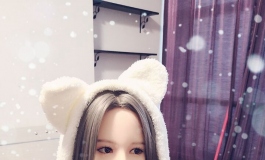 给媛买了双新靴子。。。后入挺带感，嘿嘿~