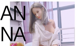 给媛买了双新靴子。。。后入挺带感，嘿嘿~