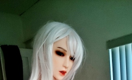 白发凯拉