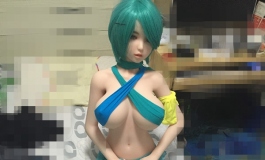 今天我们不露胸。我们花拳。。哦不秀腿。。最后一枚浮力
