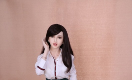 大佬们，这是我女朋友@刘颖
