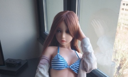 小葉的泳装