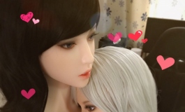 凯拉姐姐和凌涵妹妹抱抱，超有爱~