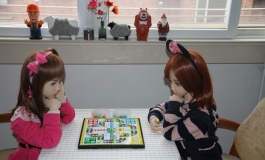 大蓓小蓓系列之八：姐妹俩玩飞行棋
