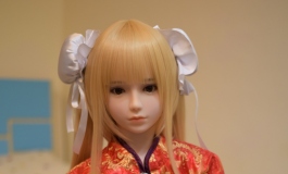 妹妹又穿上旗袍囉~