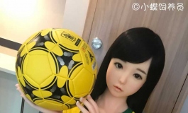 足球宝贝小小蝶，为巴西队加油