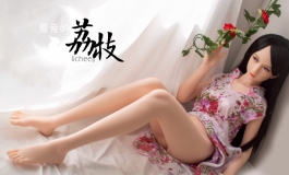 玫瑰藤下的救赎（粉色短旗袍）