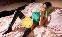 黑扶她拉米婭醬祝全球華人新年快樂,先擼為敬