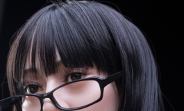 人造人四号之“你是我的小呀小苹果”