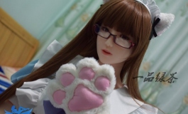 眼镜娘？猫娘？妹抖？