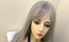 马桶上穿情趣内衣的少妇 微瑕疵优惠哦