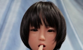 #首届摄影大赛#【自由组】 Little Sex Doll