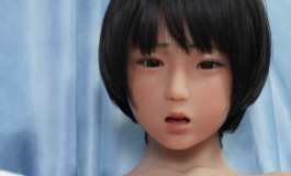 #首届摄影大赛#【自由组】 Little Sex Doll
