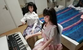 #首届摄影大赛#【创意组】艺考小姐妹