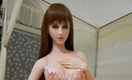 《懒惰的哈蜜瓜》鸠屎媛近照，美丽的大小姐