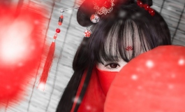 捧一盏灯，等一个人，做一场……梦