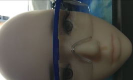 昨天有人说妆太淡~那就拿起笔！