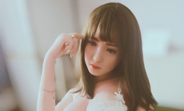 深夜拍一波福利 人造人 hhh 睡觉 晚安