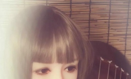 娃友秀：一剪梅.红藕香残玉簟秋