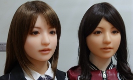 OT工业美白沙织美白莉莉简单对比