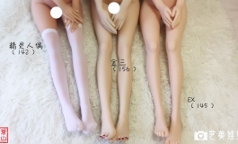 冒死偷发三位少女同床照片！有福利