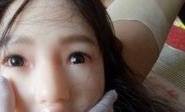 与姐姐藏猫猫
