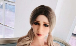 星艺人型-若希-cos生化危机2市长女儿-来警察局上班第一天