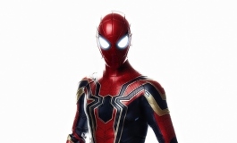 Hottoys Iron Spider