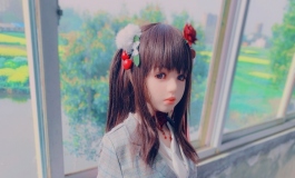 天空破碎与扭曲世界的无、声