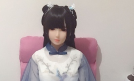 精灵人偶家的花音。真的很漂亮，手机无法拍出花音的美...