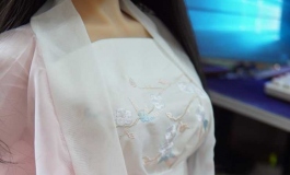 到家半月有余 终于也有新衣服穿了