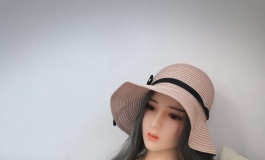 俊影铂金tpe爆乳热巴~~快来感受火热的夏天！
