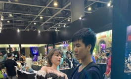 【今天终于抱到人造人9号了】萤火虫动漫嘉年华的娃娃随拍