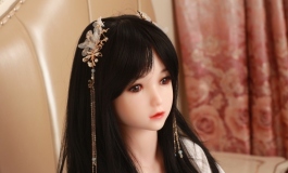向东大佬的蝶配上汉服