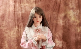 应召女郎阿香的女儿阿霞与绿驴