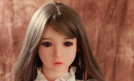 应召女郎阿香的女儿阿霞与绿驴
