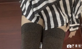 【俊影小柔】巴黎铁腿。。不，炮架。不。大塔