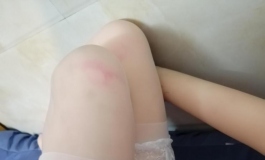 居然给主人拿到一支买家送的口红，然后不得不得~呜呜